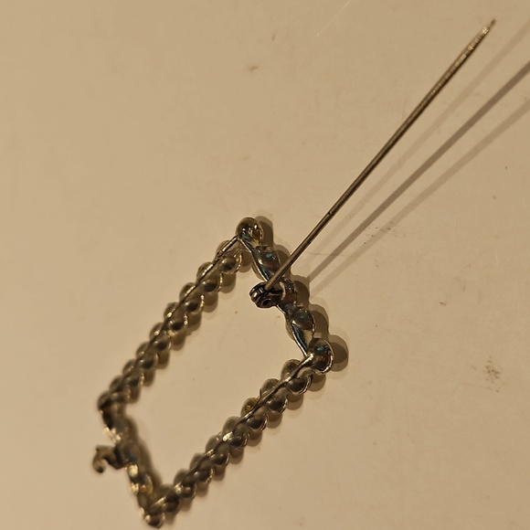 Vintage Rhinestone On Silvertone Regtangular Brooch - Picture 5 of 5